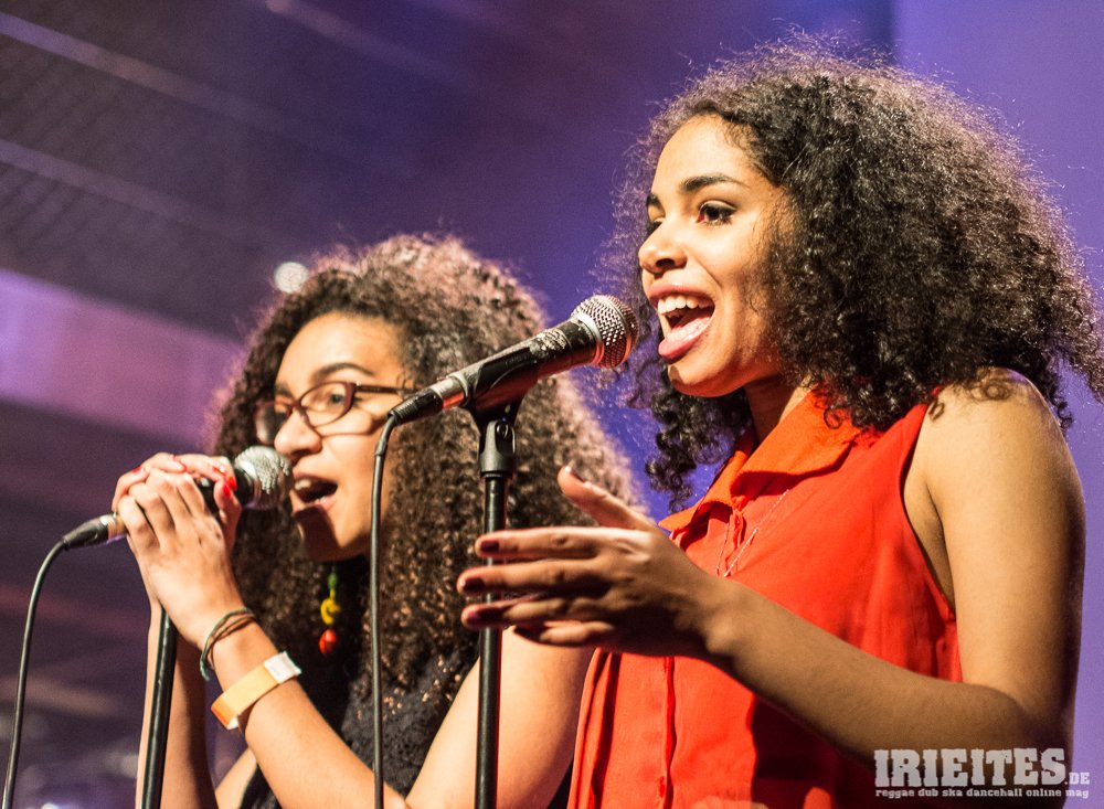 ReggaeXmas-10