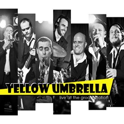 2011_yellow_umbrella