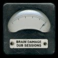 Brain Damage “Dub Sessions” (Jarring Effects – 2012) Nachdem die letzte Kooperation mit High Tone auf “High Damage” eher experimetierfreudig war und die düsteren Seiten der Franzosen voll zum Zuge […]