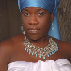 queen omega 02
