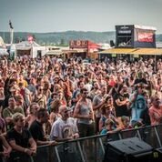 Sunrise Crowd